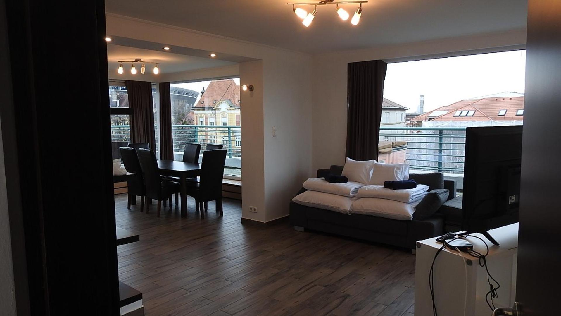 Stefania Luxury Diplomat Penthouse Apartment